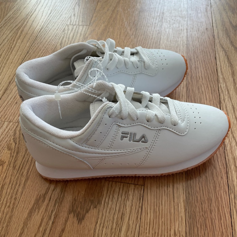FILA - White (7)